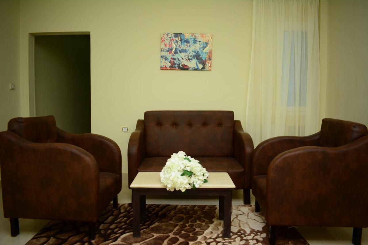 Jewel El Bakry القاهرة